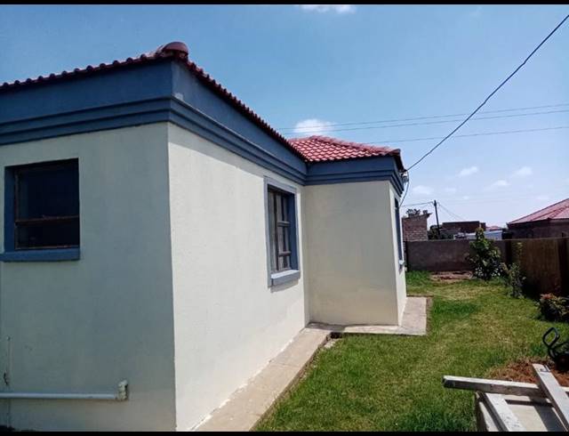 3 BEDROOM HOUSE FOR SALE IN MANKWENG
